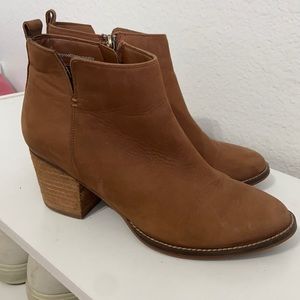 Blondo Tan Leather Bootie (Waterproof) Sz 9.5